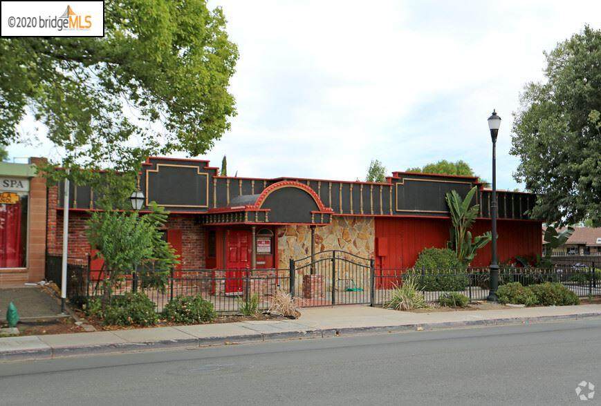 3788 Railroad Ave - Photo 1