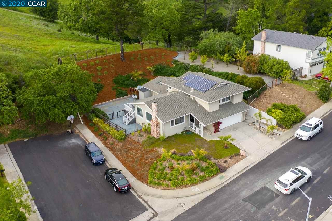 631 Skyline Dr - Photo 1