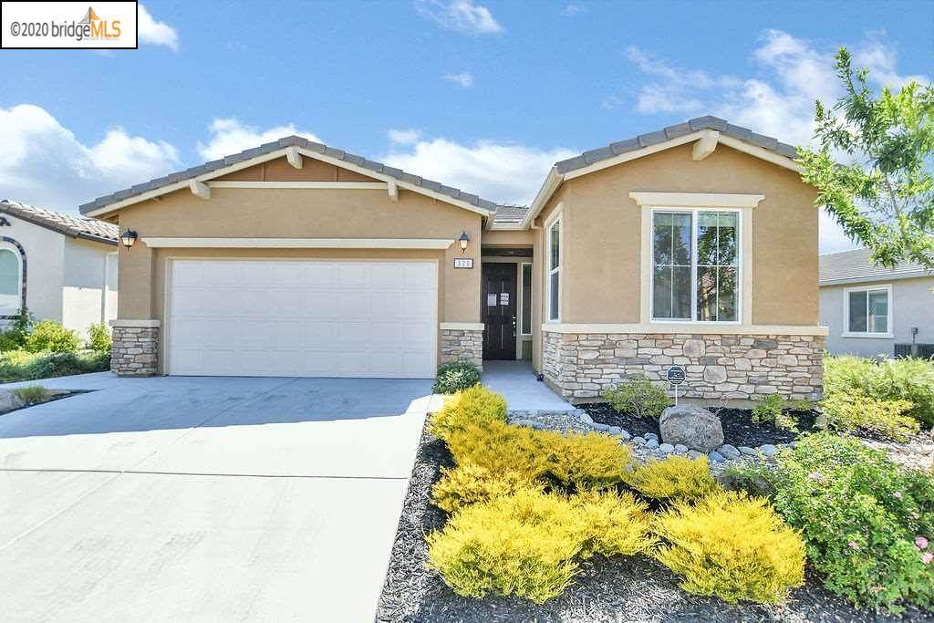 320 Kestrel Way - Photo 1