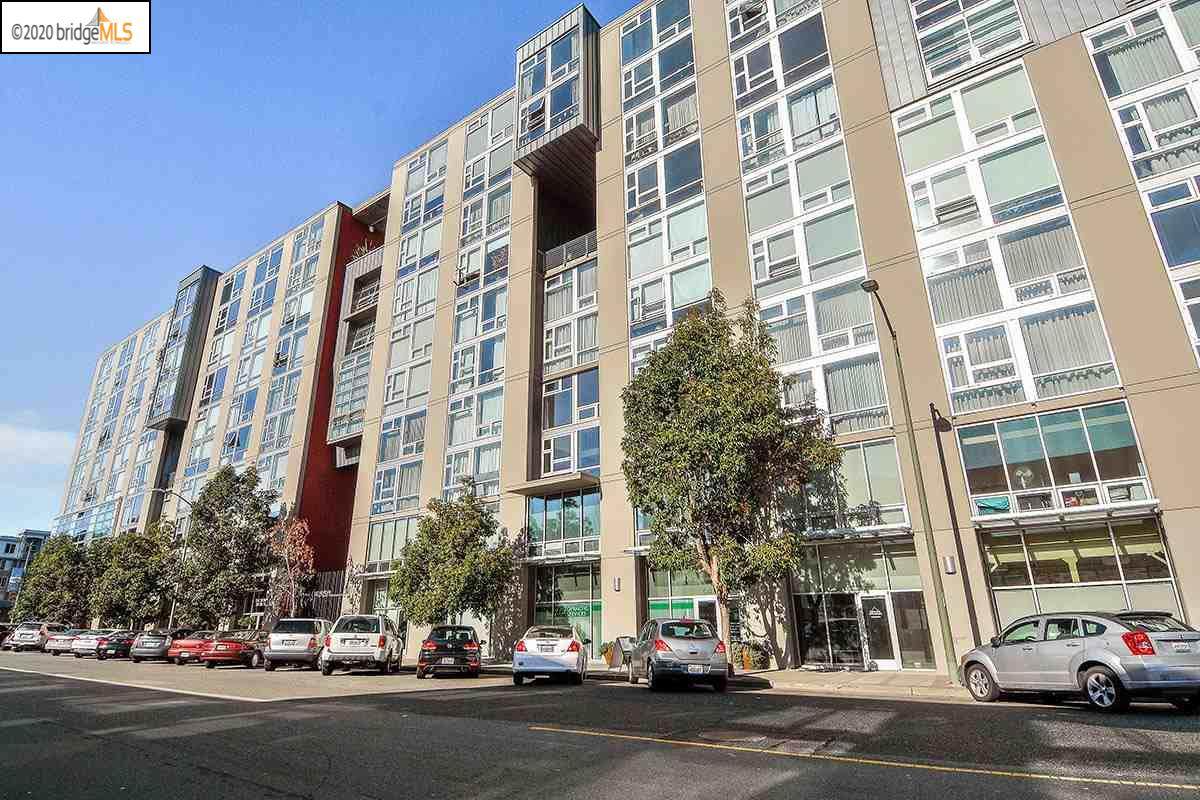 311 Oak St - Photo 1