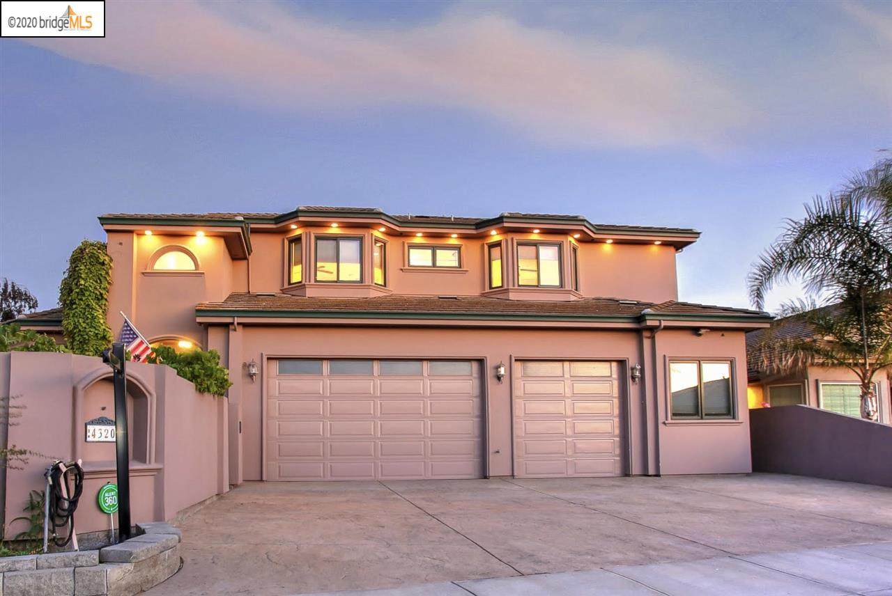 4320 Driftwood Pl - Photo 1
