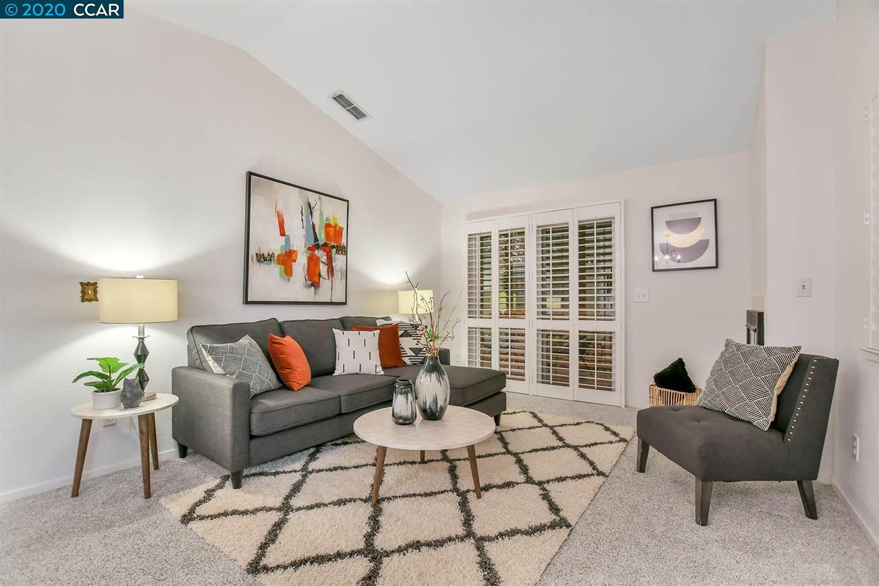 129 Tuscany Ct - Photo 1