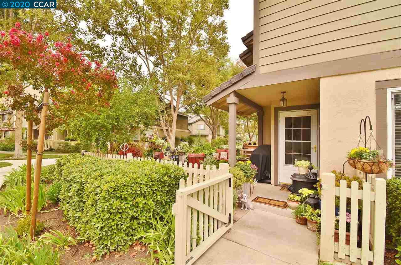 7453 Oxford Cir - Photo 1