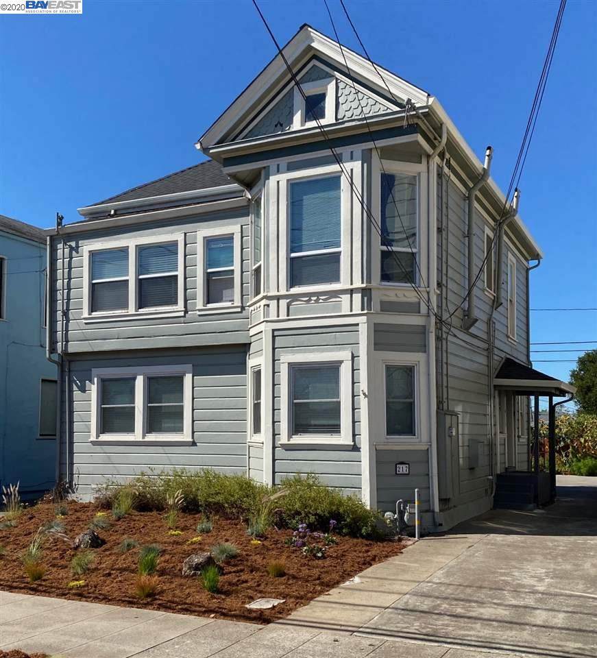 217 Pacific - Photo 1
