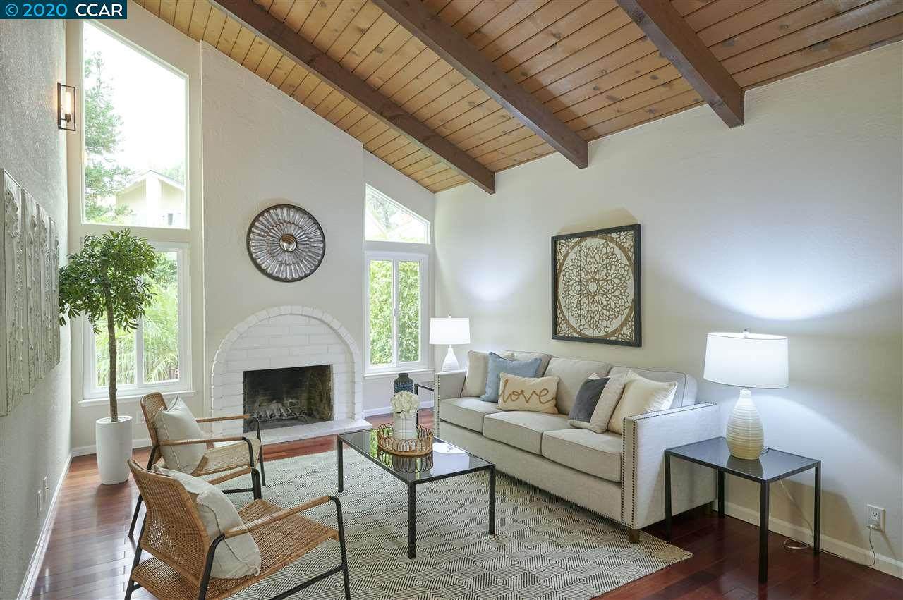 1505 Siskiyou Dr - Photo 1