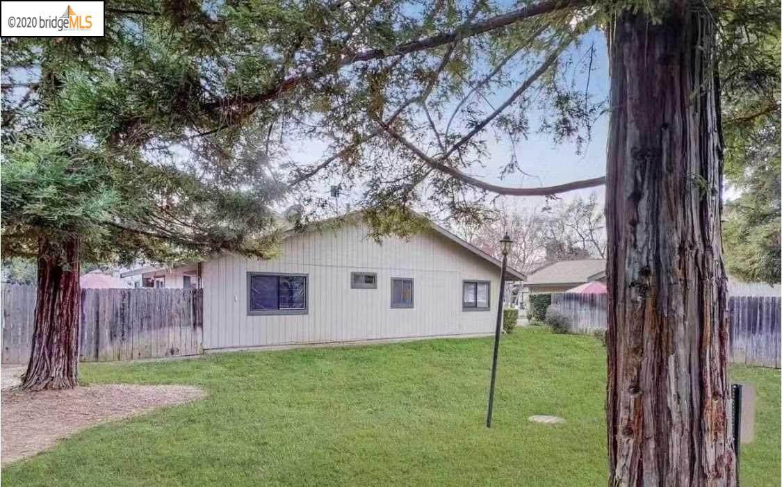3401 Bermuda Ave - Photo 1