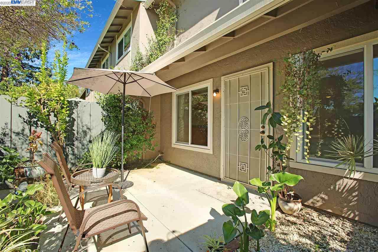 4863 Cherrythorne Ln - Photo 1