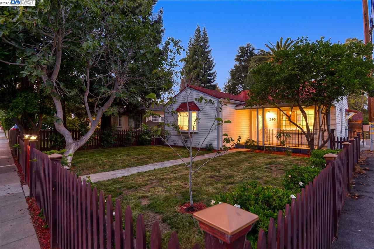216 Gilbert Ave - Photo 1