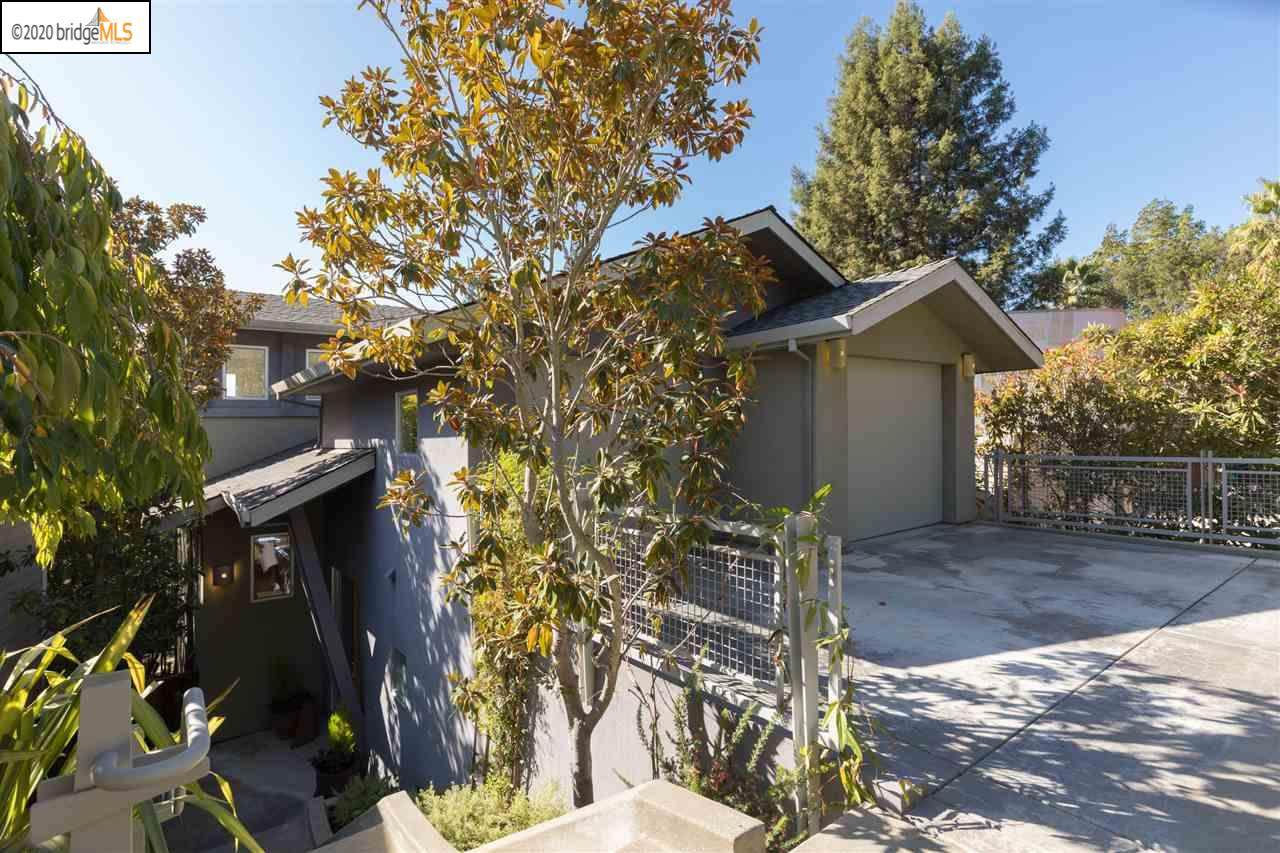 1005 Aquarius Way - Photo 1