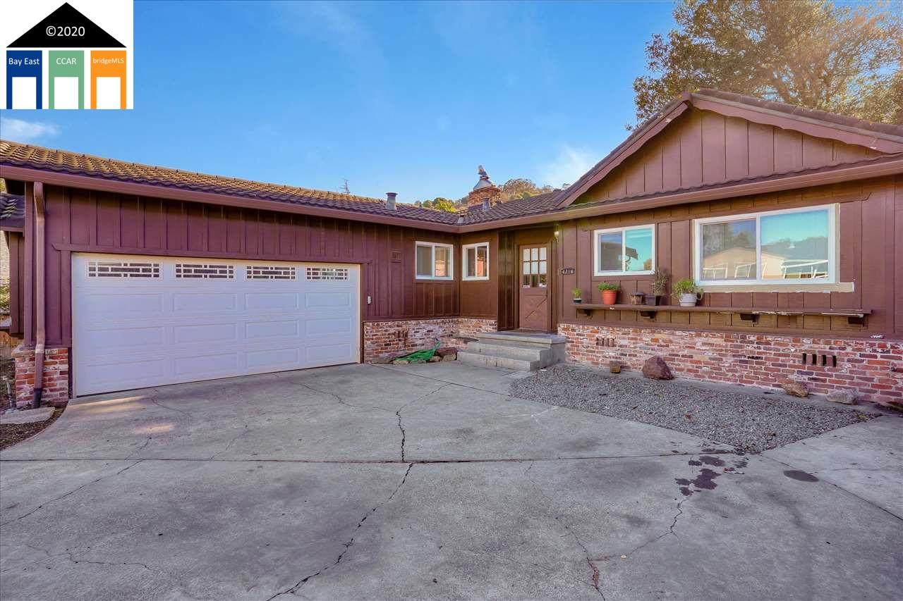 4716 Upland Dr - Photo 1