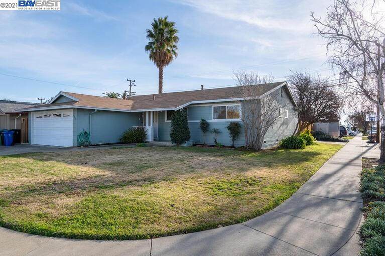 39603 Logan Dr - Photo 1
