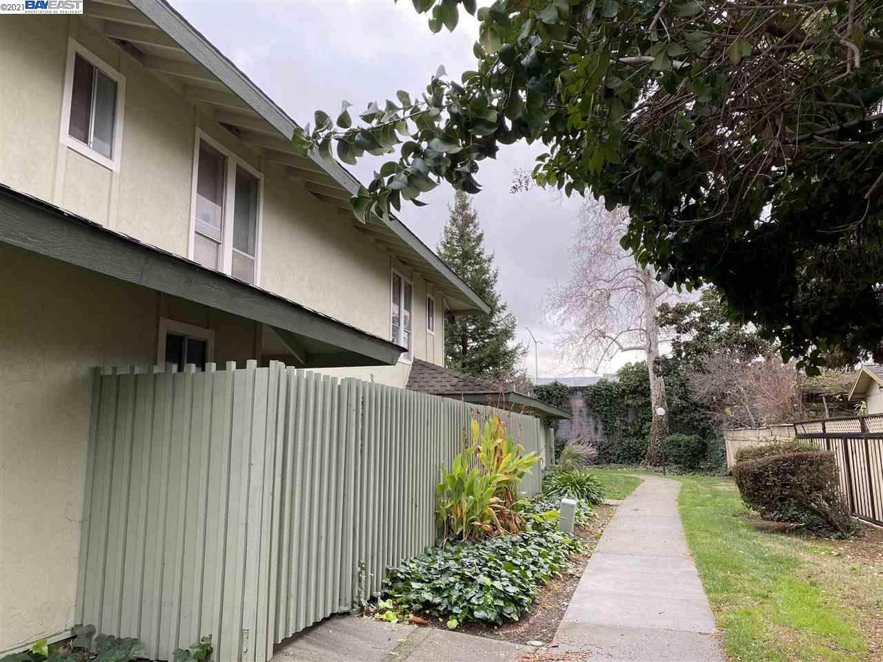 5745 Birch Ter - Photo 1