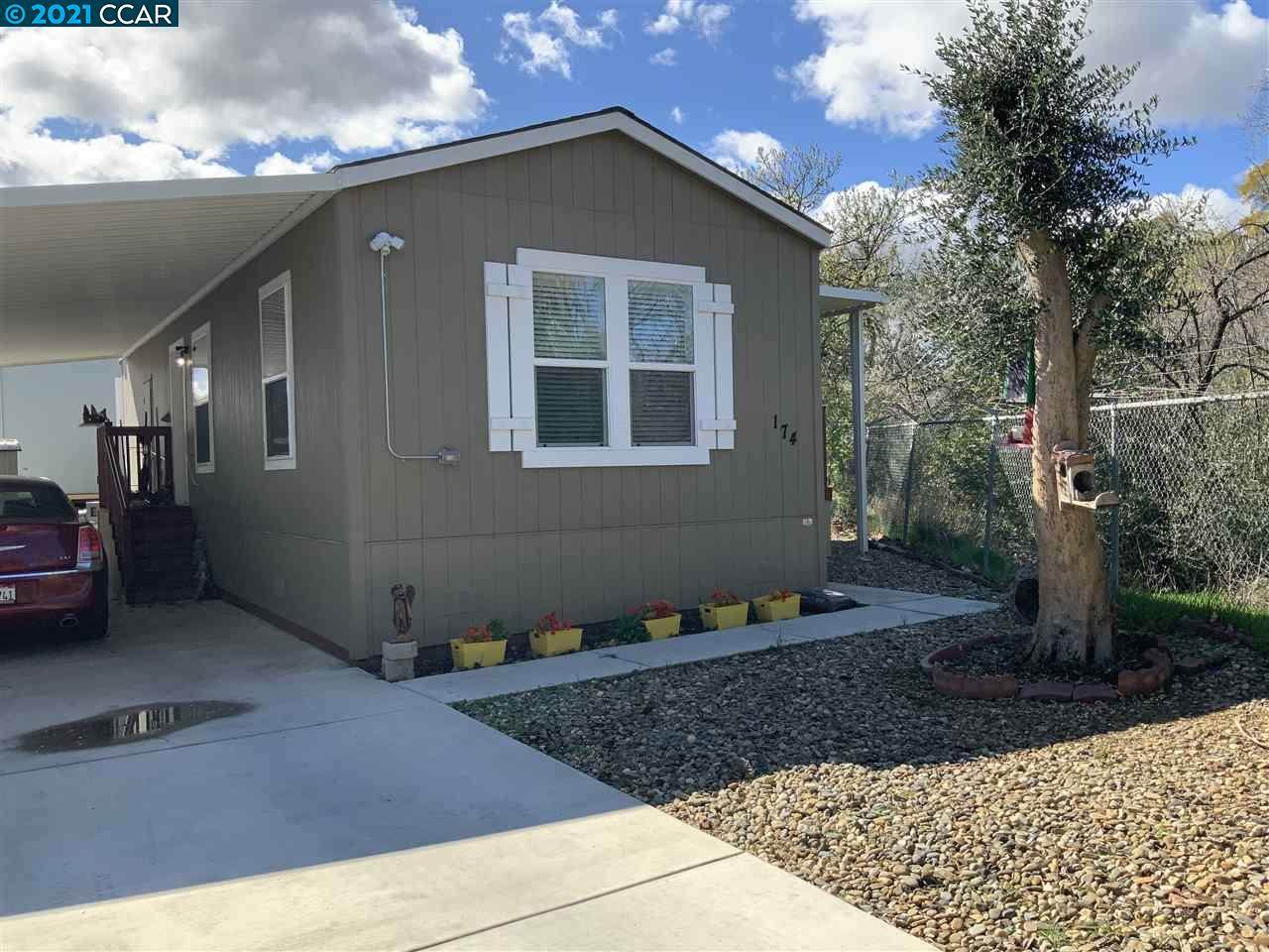 174 Sunset Way - Photo 1