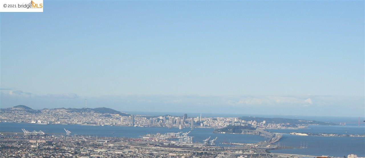 6685 Skyline Blvd - Photo 1