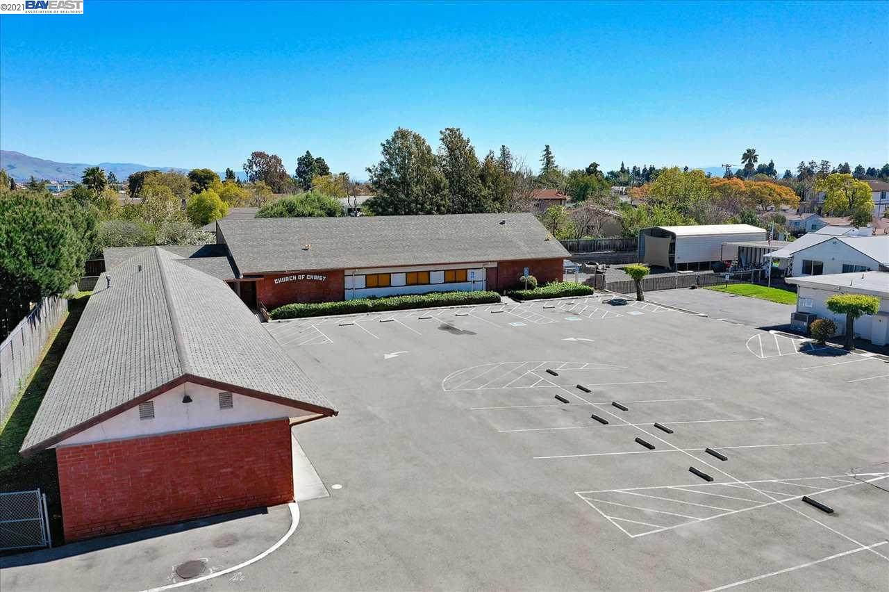 5880 Thornton Ave - Photo 1