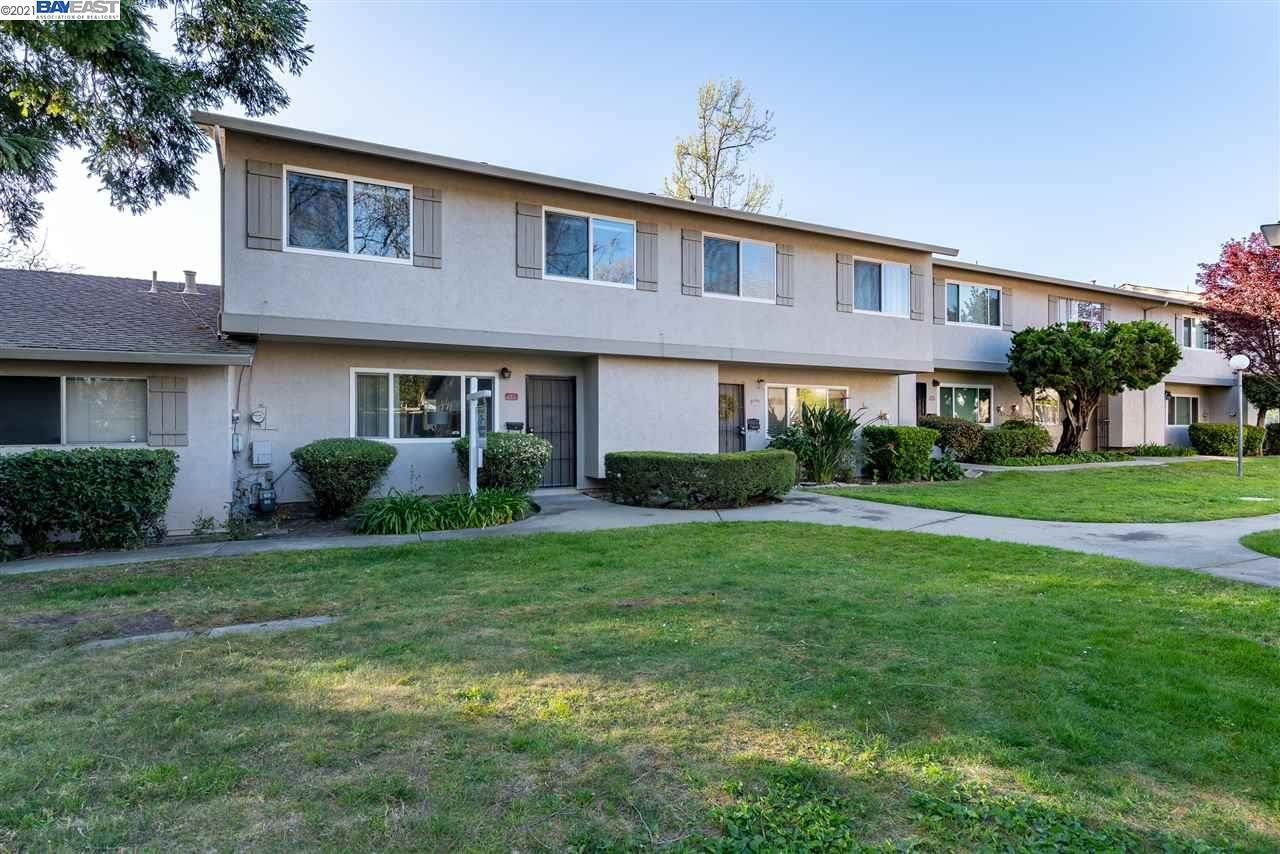 17615 Wickman Pl - Photo 1