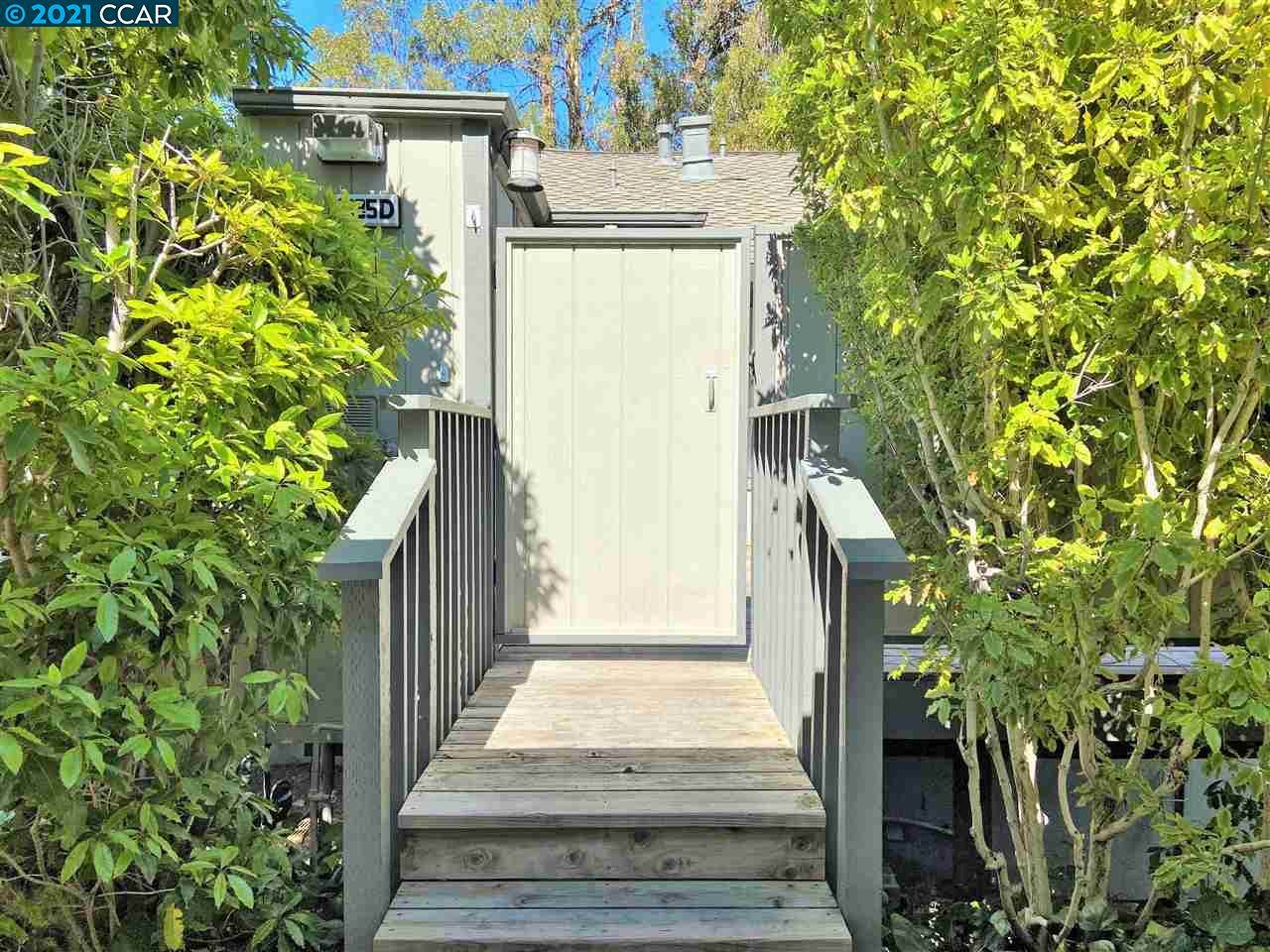 1535 Ashwood Dr - Photo 1
