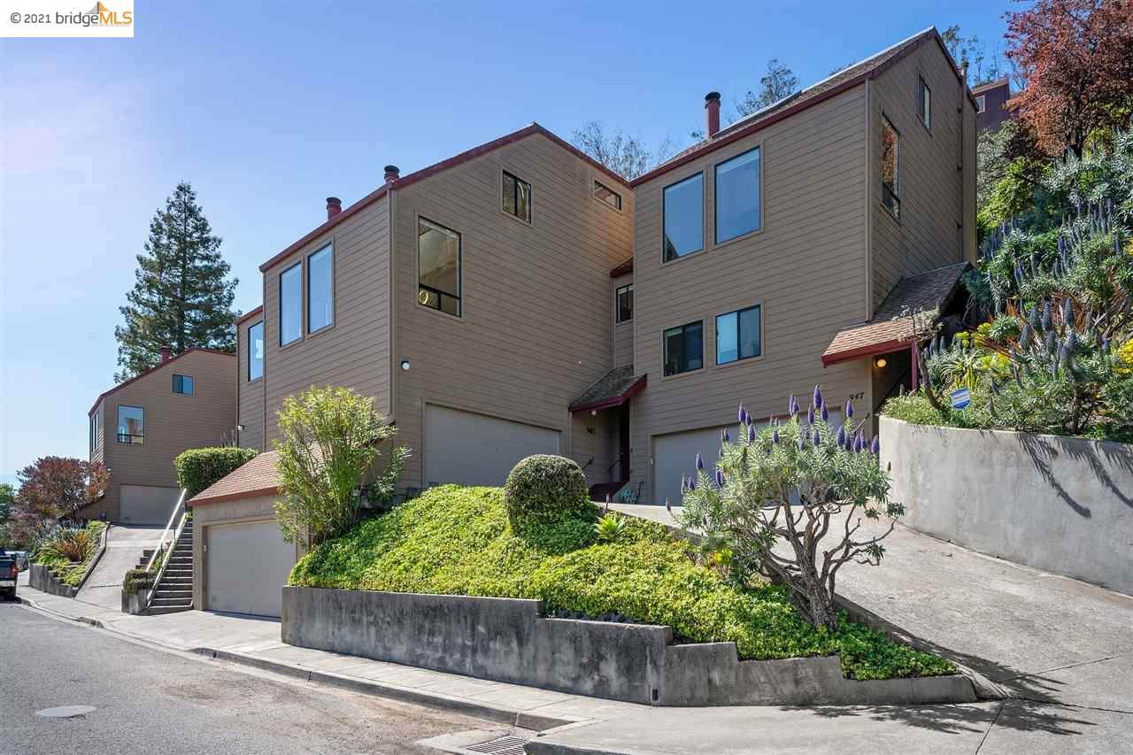 945 Hillside Ave - Photo 1