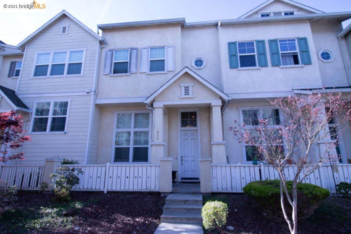 530 Summer Lane - Photo 1