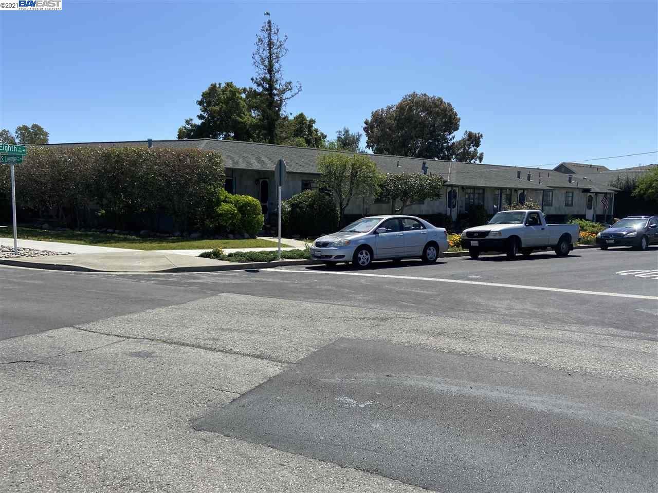 2669 8Th St - Photo 1