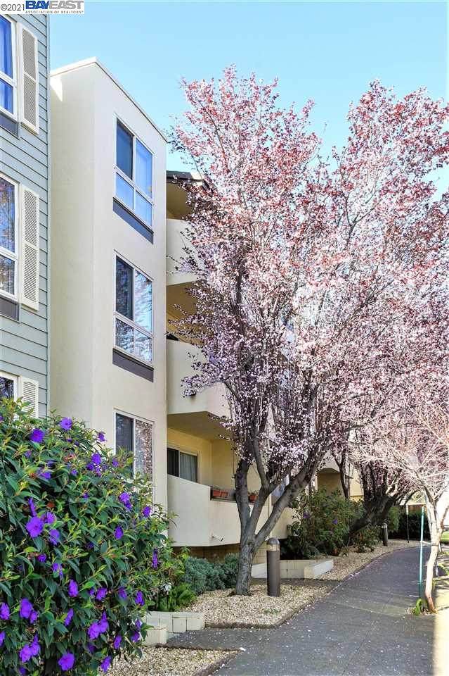 77 Fairmount Ave - Photo 1