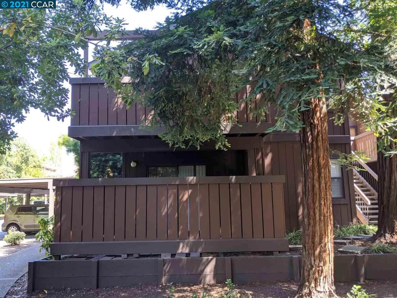 870 Camelback Pl - Photo 1