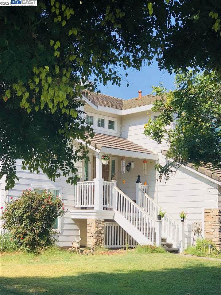1737 Cherry Ct - Photo 1