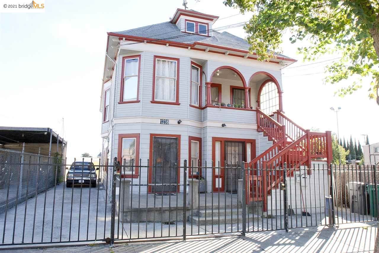 1236 37Th Ave - Photo 1
