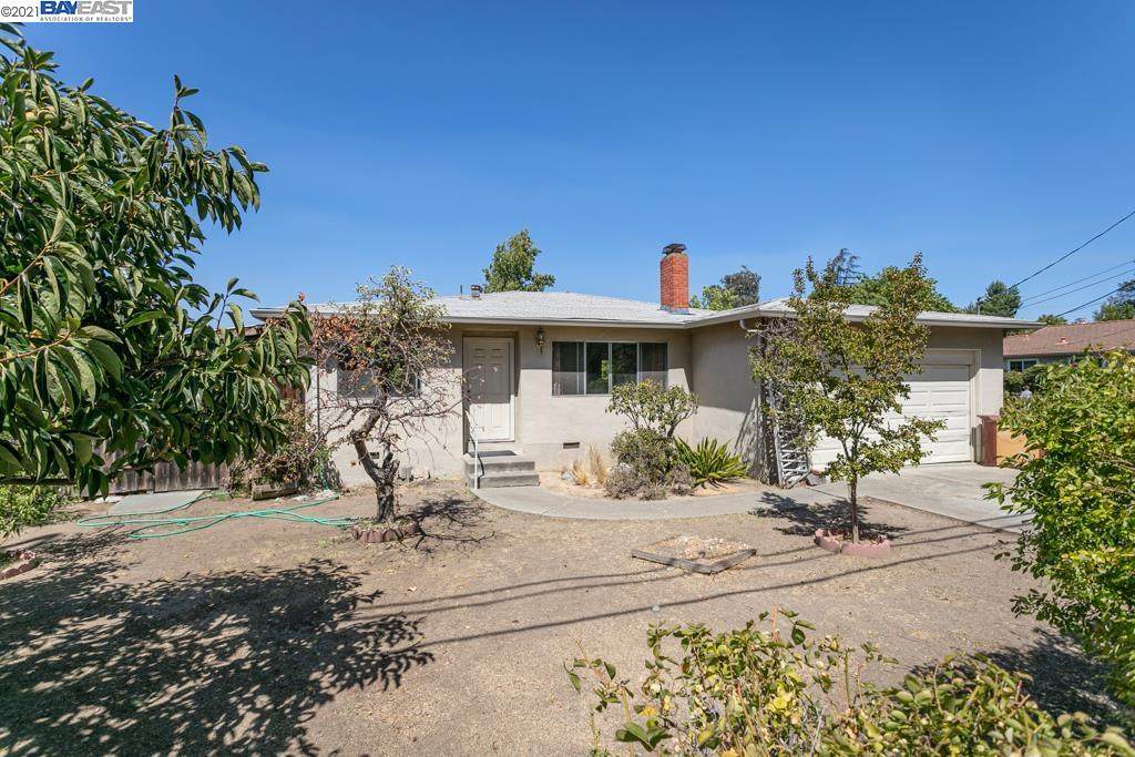 3867 Chestnut Ave - Photo 1