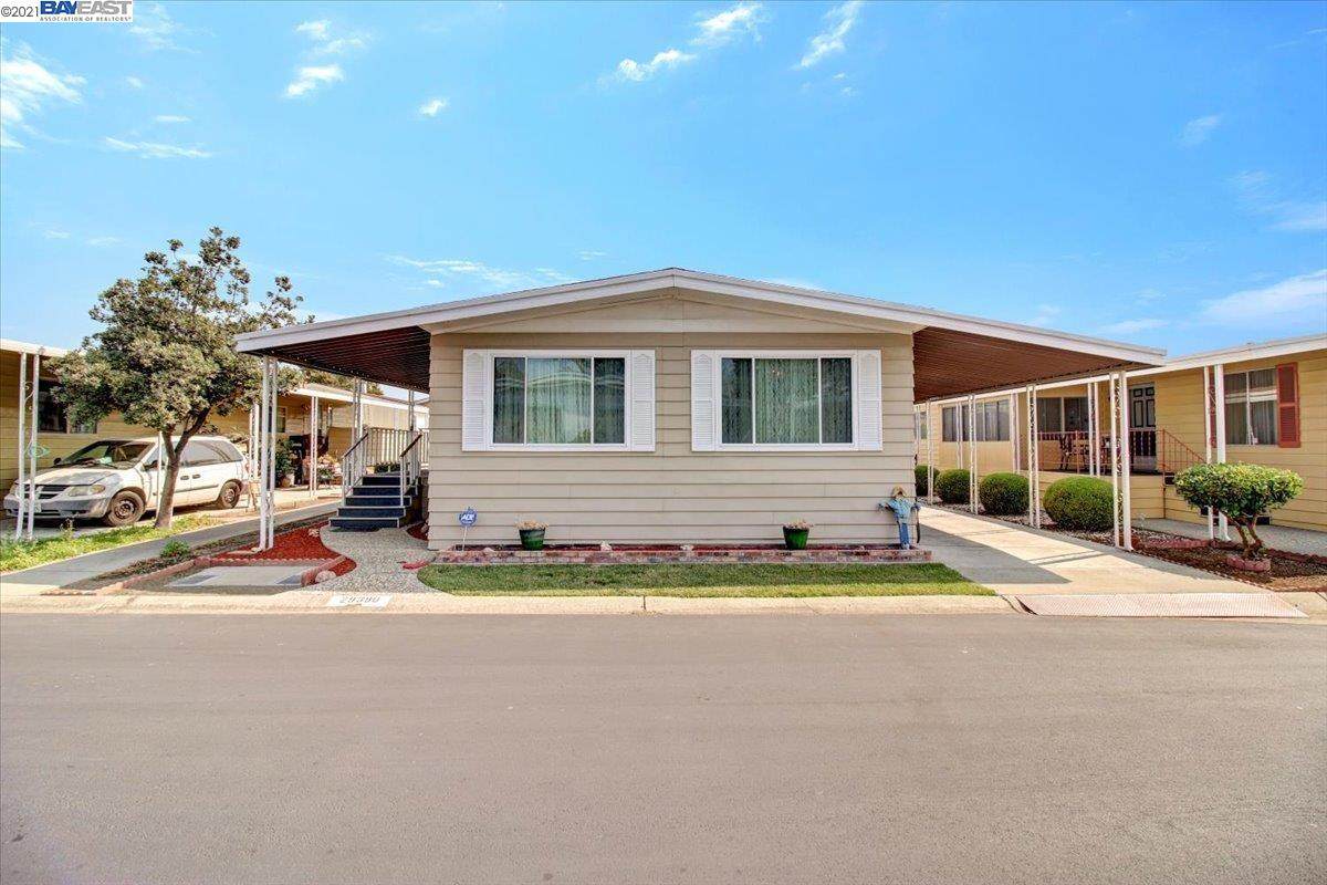 29390 Sandburg Way - Photo 1