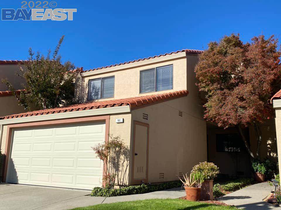 62 Crystal Cir - Photo 1