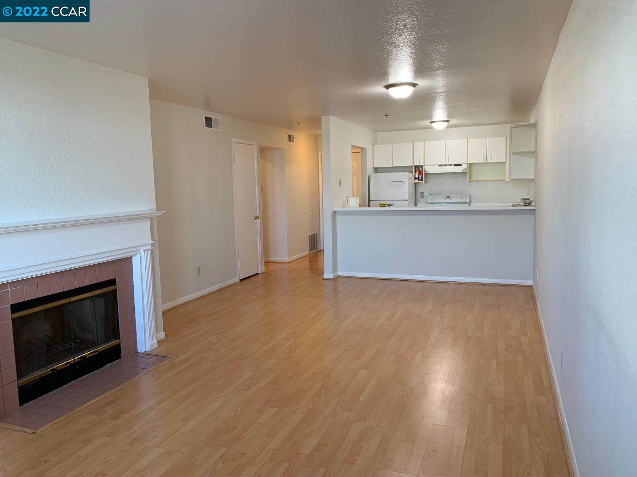 535 Pierce St - Photo 1