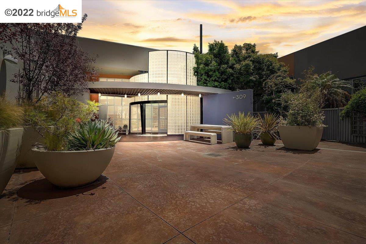 311 4Th St - Photo 1