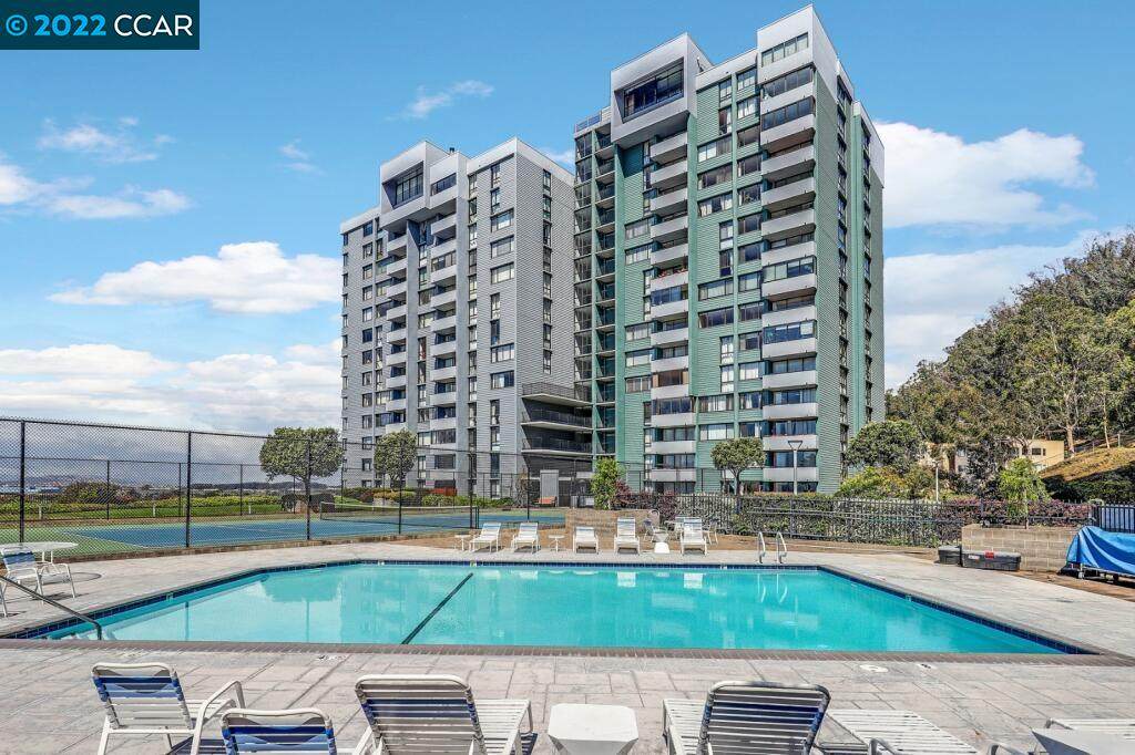 555 Pierce - Photo 1