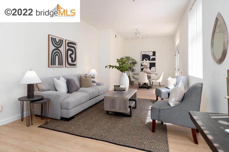 425 28Th St - Photo 1