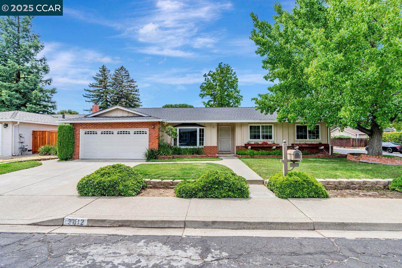 3812 Fernwood Ct - Photo 1