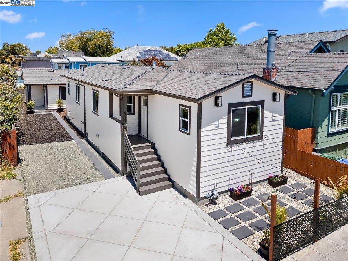 917 Channing Way - Photo 1