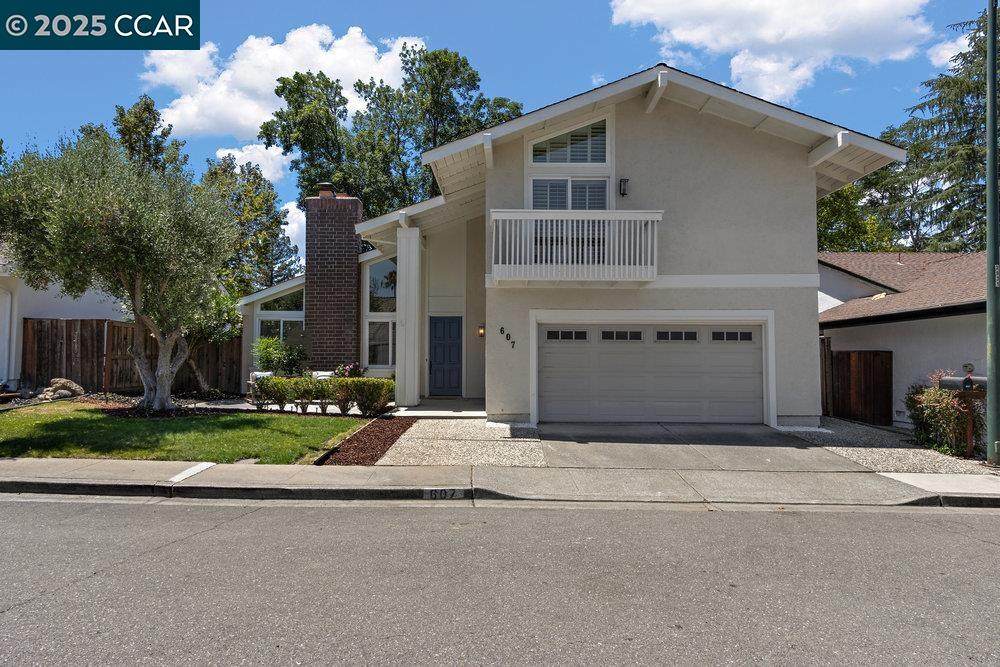 607 Nantucket Ct - Photo 1