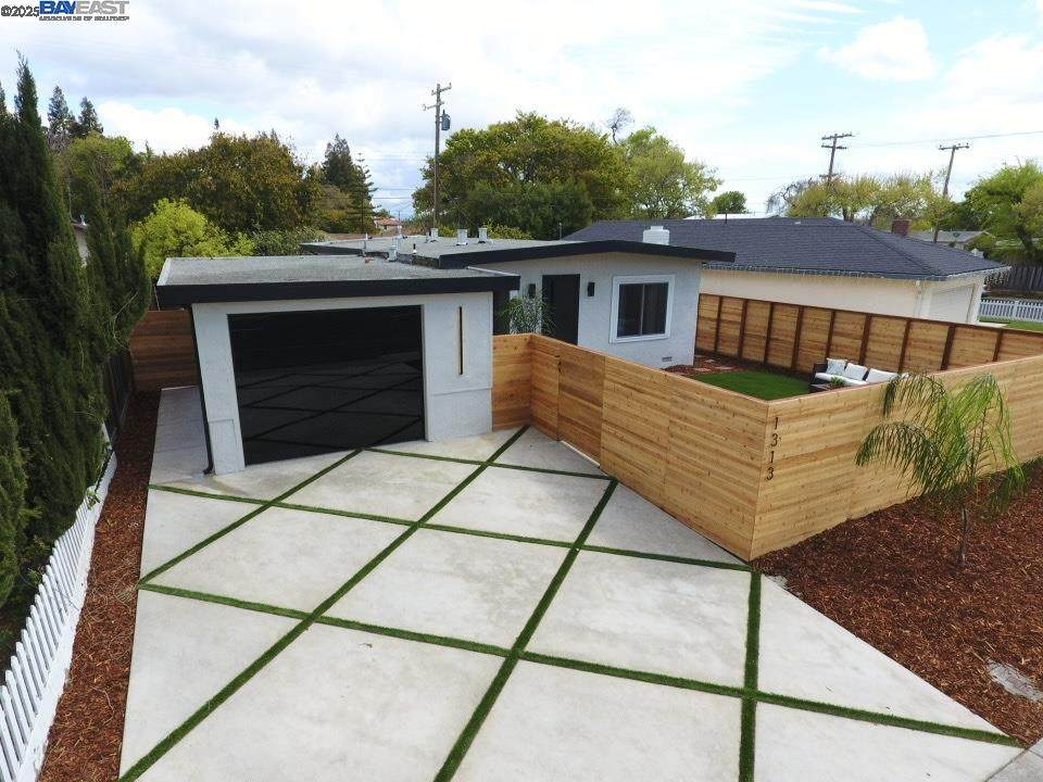 1313 Kiely Blvd - Photo 1