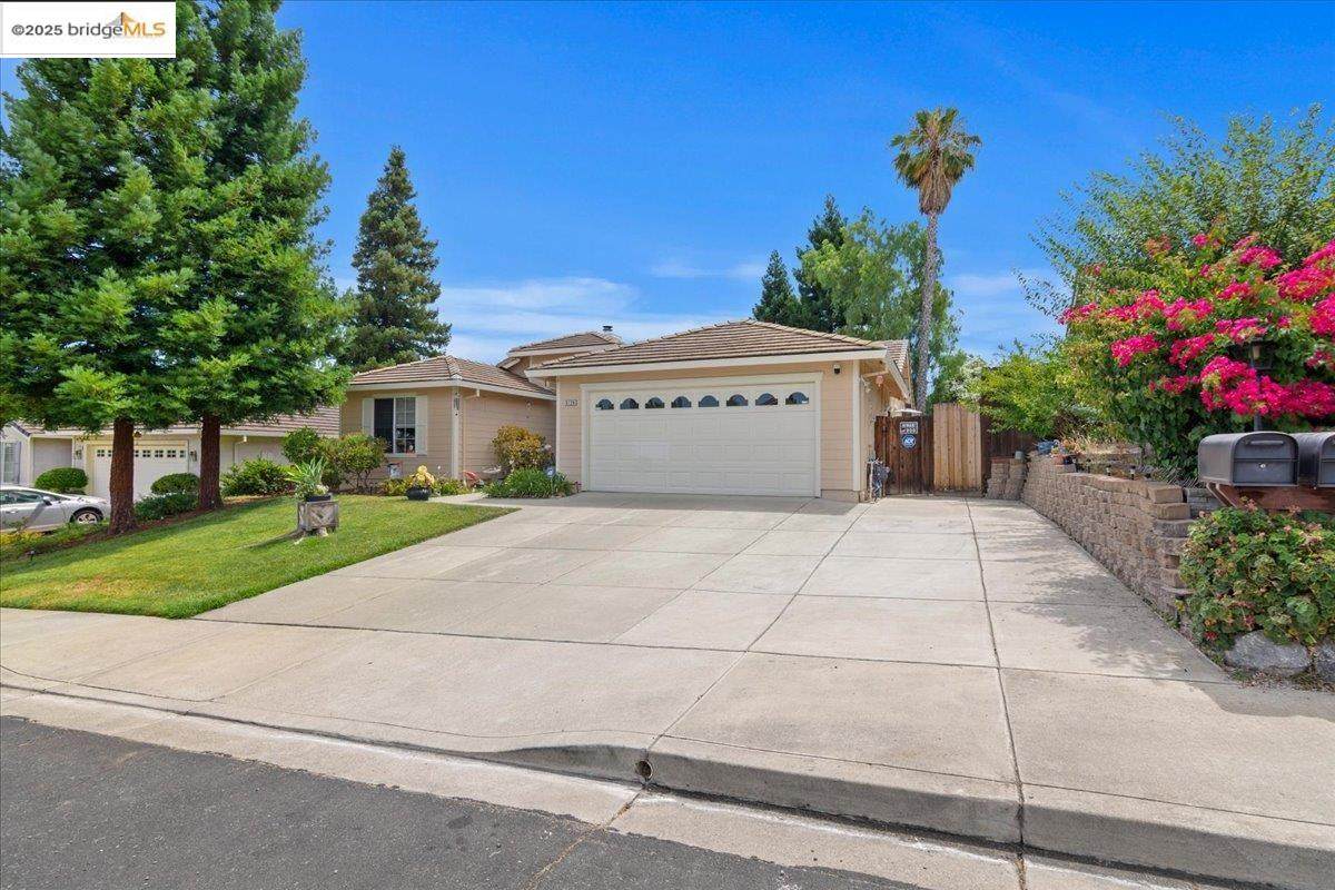 5129 Tehachapi Way - Photo 1