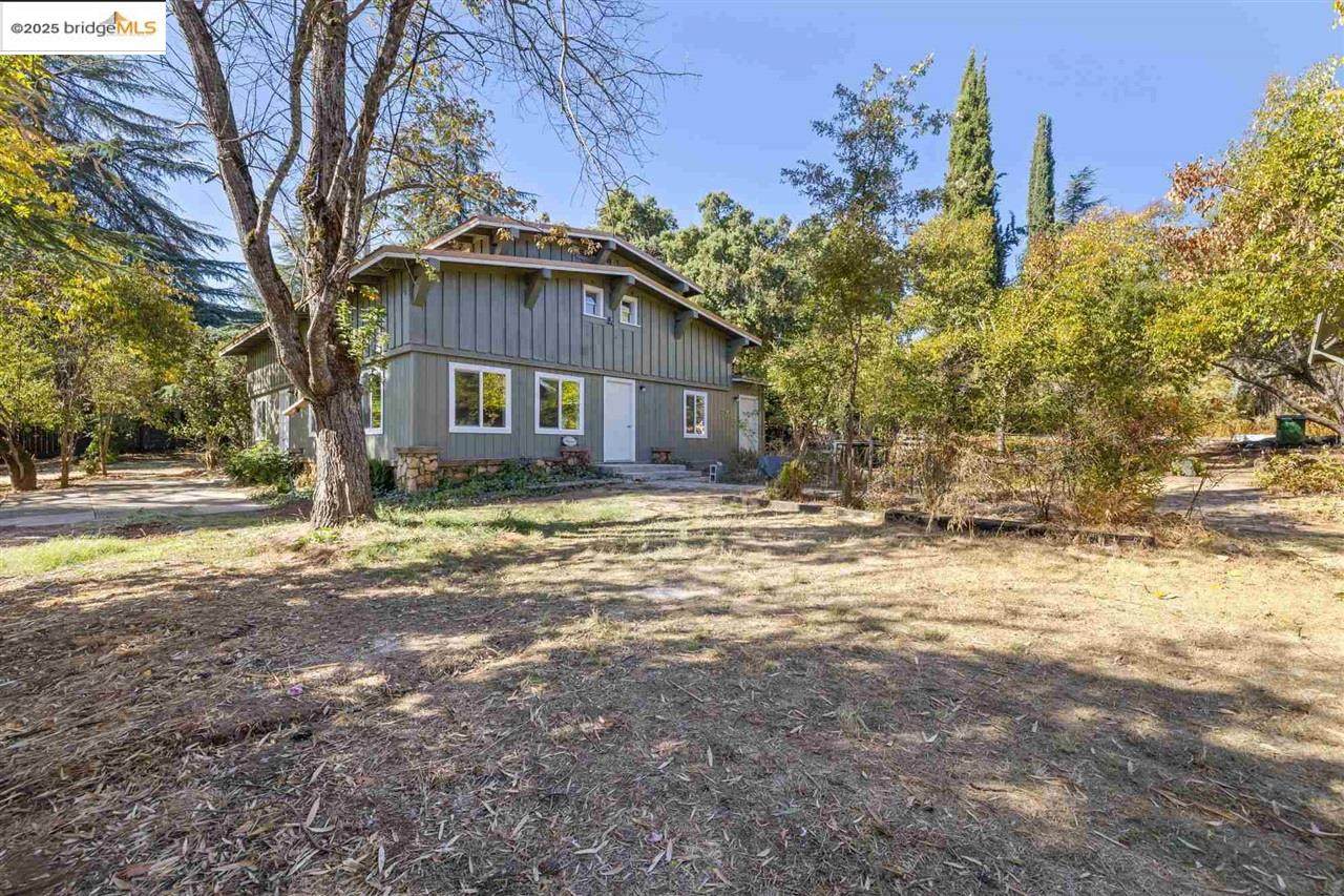 20370 Walnut - Photo 1