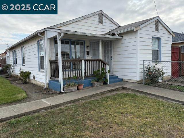 2376 Bush Ave - Photo 1