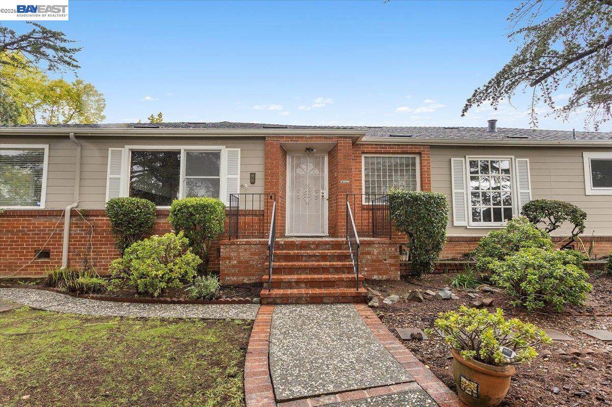 18028 Almond Rd - Photo 1