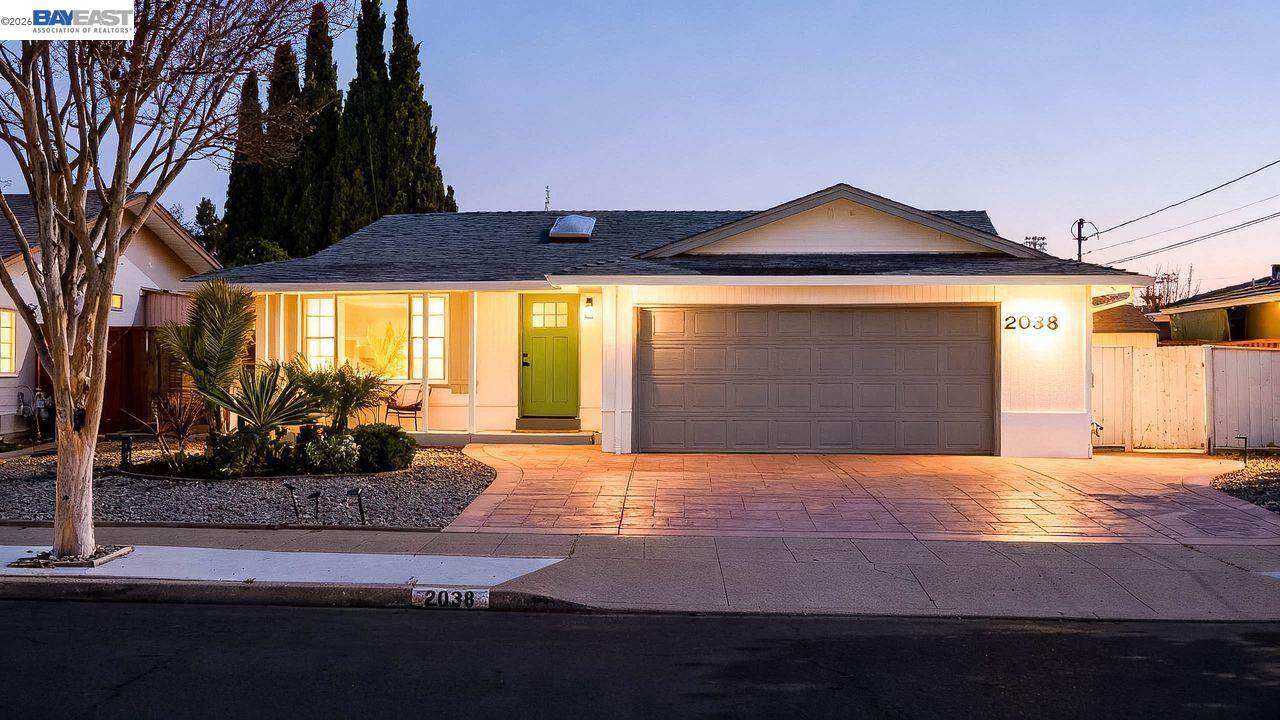 2038 Hartnell St - Photo 1