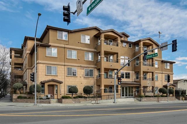 88 Jackson Avenue - Photo 1