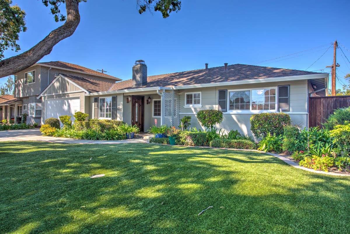 2325 Thompson Place - Photo 1 2325 Thompson Place - Photo 1