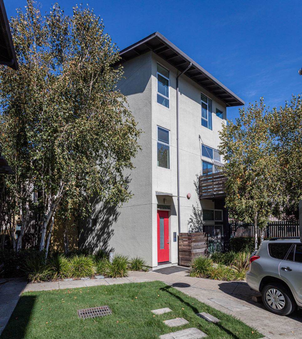 6 South Court - Photo 1