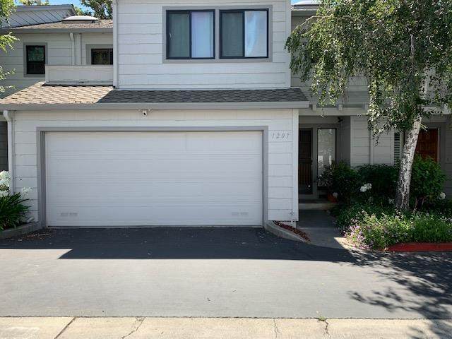 1207 Sierra Village Way - Photo 1