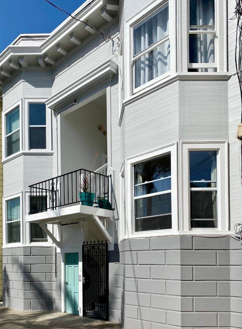46 Dearborn Street - Photo 1