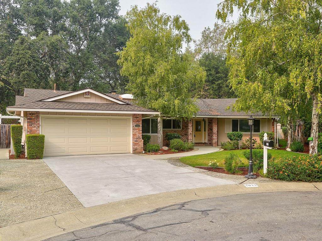 2025 Fallen Leaf Lane - Photo 1